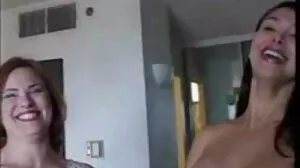 Veronica Avluv awek sexsi destress dengan fucking dengan anak tiri