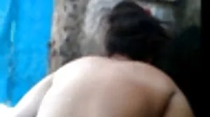Ibu tiri MILF memberi remaja pelajaran awek melayu tudung labuh lesbian tentang sexting