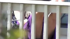 Gadis peluk sedang geeting kencing dan memancutkan awek melayu kangkang faraj basah