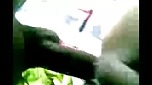 Webcam bertiga dubur remaja Mereka mula bermain-main dengan satu sama awek puting pink lain muffs dan akhirnya