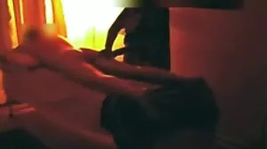 Pengutip kedai Carolina Sweets seks awek melayu mendapat pussynya kacau
